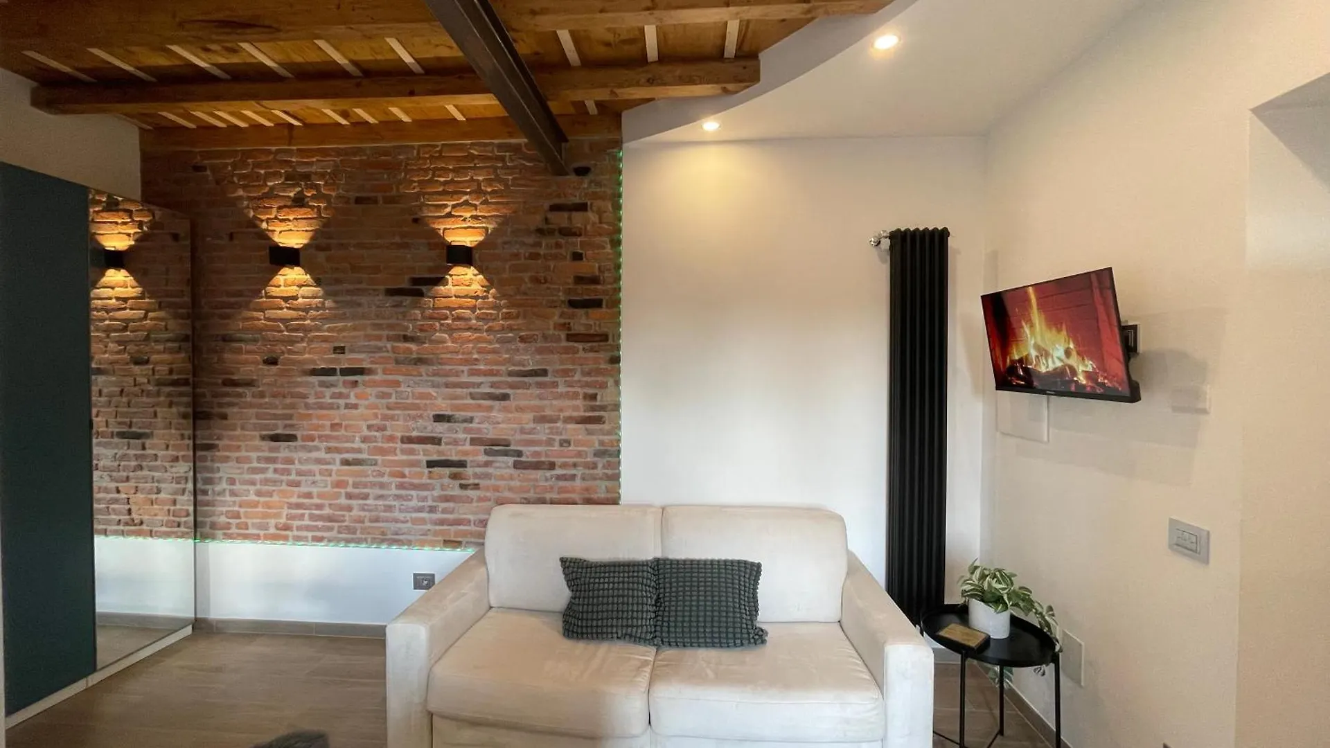 Appartamento Chiesa Rossa-Loft And Apartments-Navigli Milano